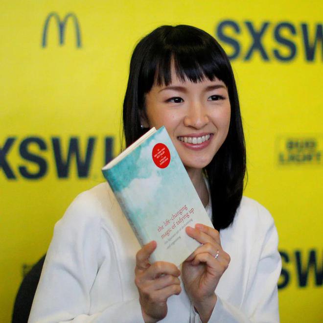 ”也塌房了？现状曝光网友惊掉下巴…凯发app网站日本第一“收纳女王(图20)