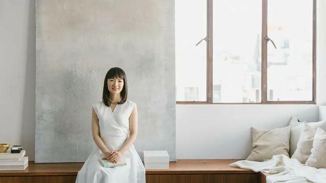 ”也塌房了？现状曝光网友惊掉下巴…凯发app网站日本第一“收纳女王(图21)