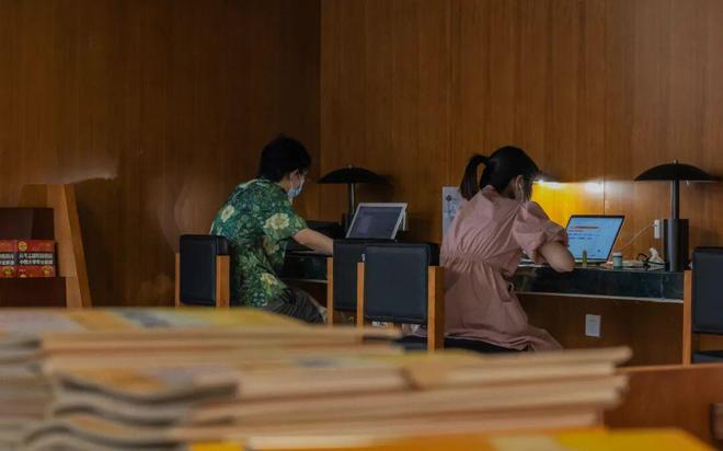 年人的青旅正在被00后遗忘凯发k8登录拒绝35岁中(图3)